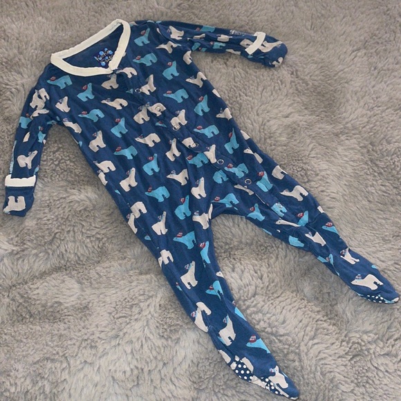 🌈 KicKee Pants Baby Sleeper Bamboo Sz 0/3M PolorBears Pajamas - Picture 1 of 5